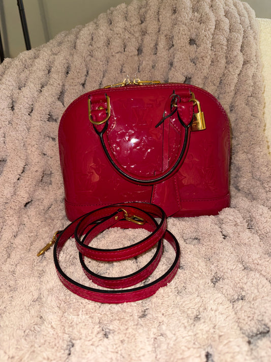 Louis Vuitton Vernis Alma BB Bag